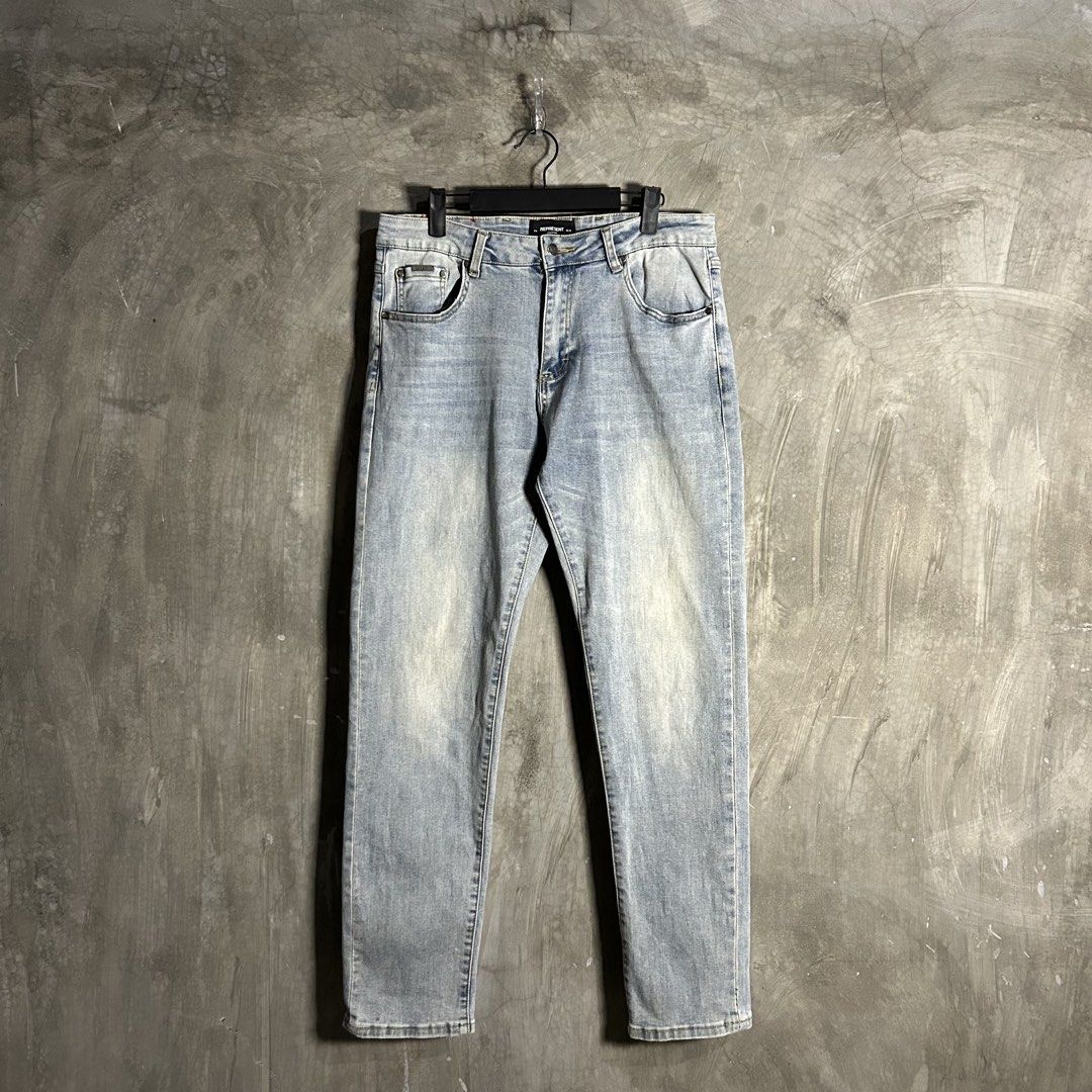 Represent - Light Washed Denim Pants (Category: Jeans) located in Tayabas. Submitted by streetdepartment (Listing ID 1460900609, Image 1). Description: Represent - Light Washed Denim Pants Measurements (inches): Waist: 32” Length: 40” Leg opening: 7” Tagged as 32 Very good condition Flaw/s: stains.
