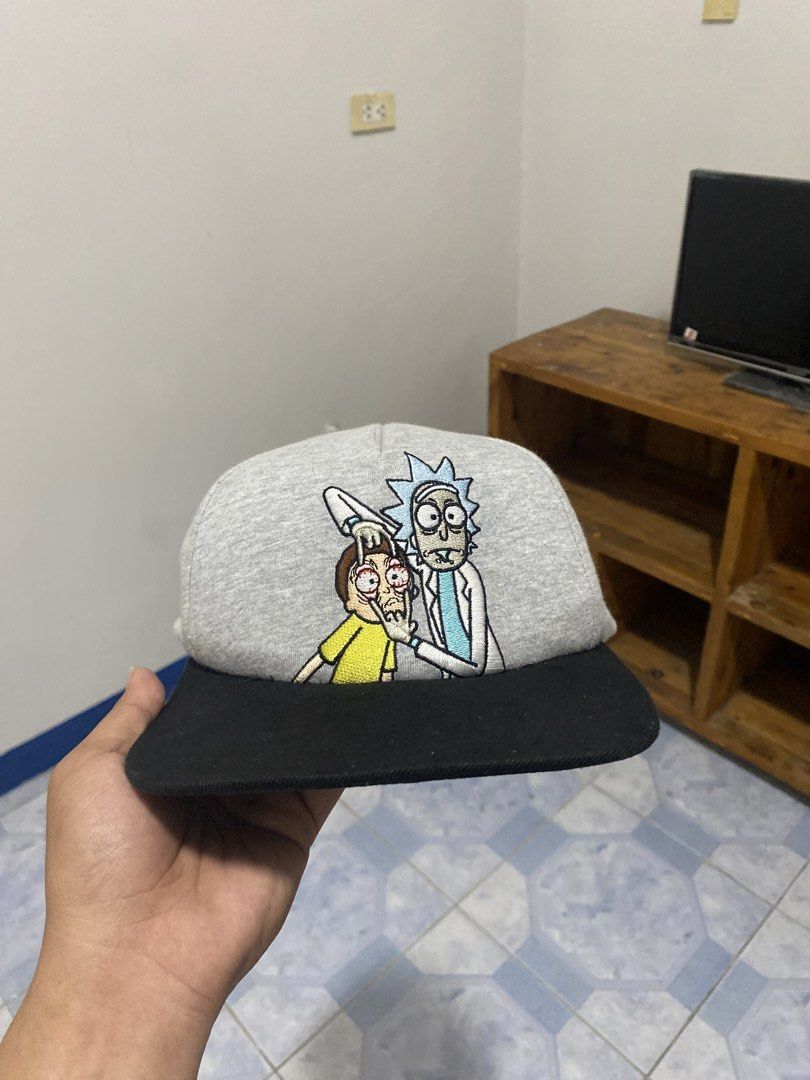 Rick and Morty Cap Snapback (Category: Caps & Hats) located in Asturias. Submitted by zajk_hero (Listing ID 1460890928, Image 3). Description: Rare Rick and Morty Cap Snapback Embroidered Color rate: 9.5/10 Issue: Stitch.