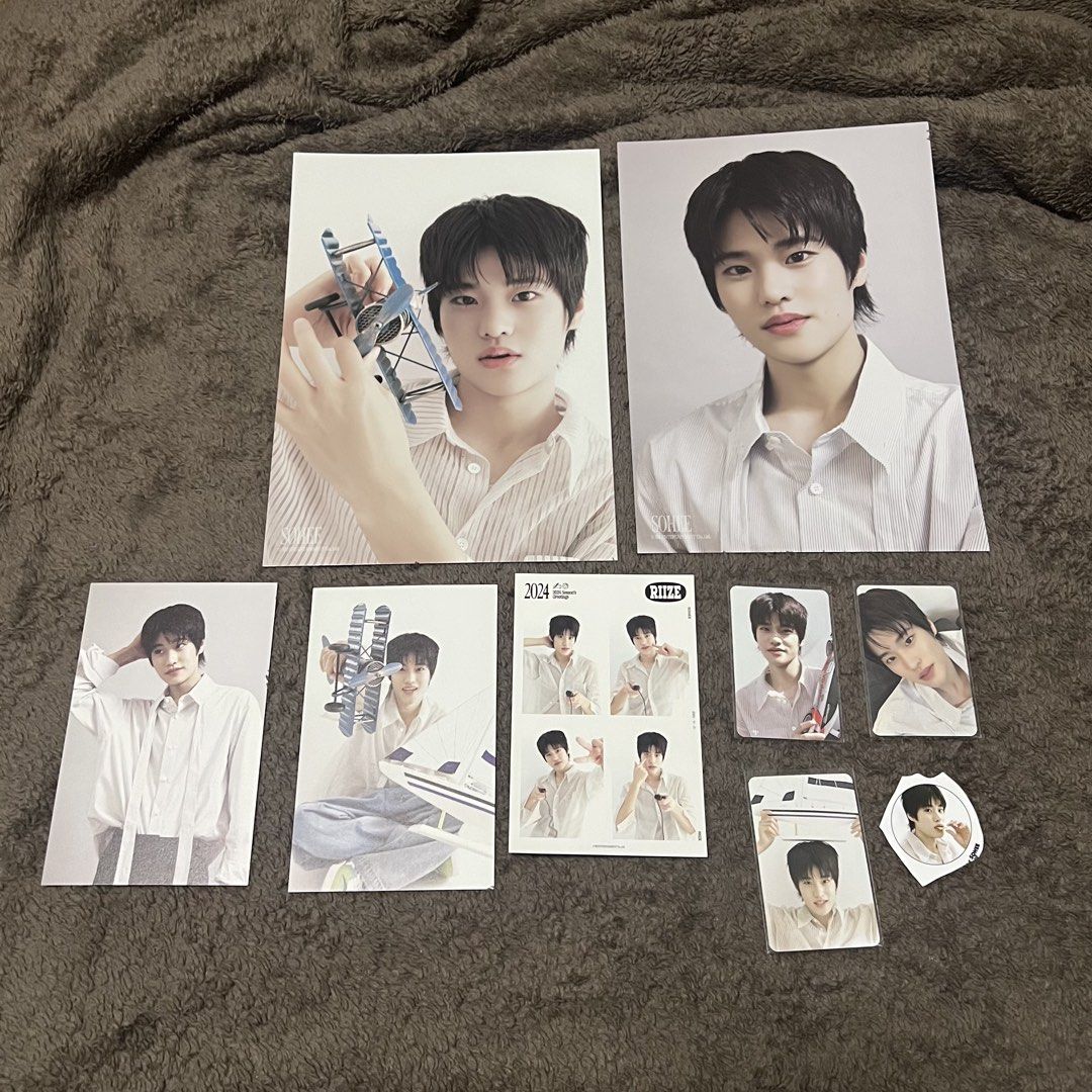 RIIZE Sohee Season’s Greetings 2024 Set (Category: K-Wave Merchandise) located in Quezon City. Submitted by diiion (Listing ID 1460806497, Image 1). Description: RIIZE Sohee Season’s Greetings 2024 Set Inclusions: - A4 poster - Postcard - 4-cut photo (minimal dents/scratches) - photocard - selfie card - smtownandstore POB .