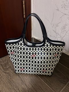 （分類：）位於 。 由 missquiet 提交（商品編號 1460728299，圖片 1）。簡介： 。