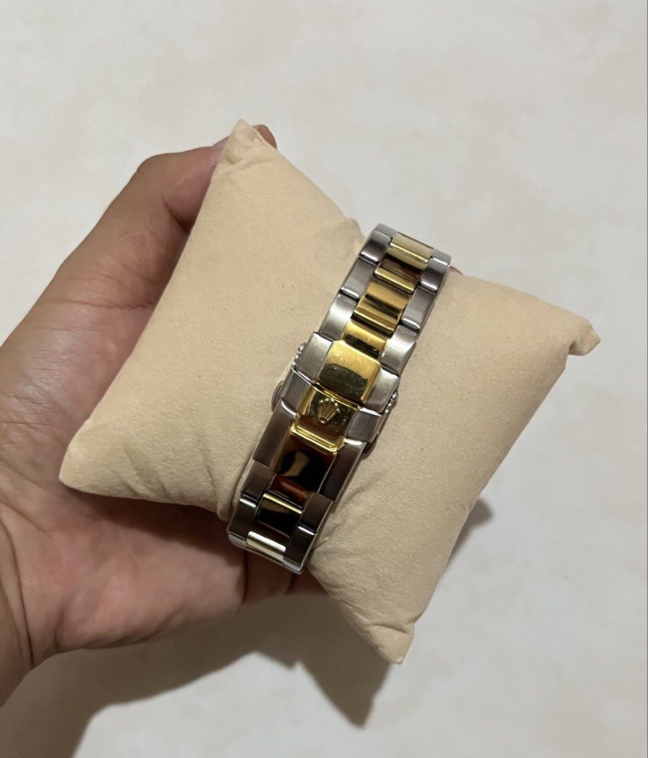 ROLEX SUBMARINER DATE BLUESY WATCH (Category: Men's Watches) located in Cavite. Submitted by drip_syndicate (Listing ID 1460916077, Image 3). Description: AUTOMATIC WATCH ALL WORKING -W BOX / INCLUSSIONS CONDITION: 10/10 COLOR RATE: 10/10 NO ISSUE .