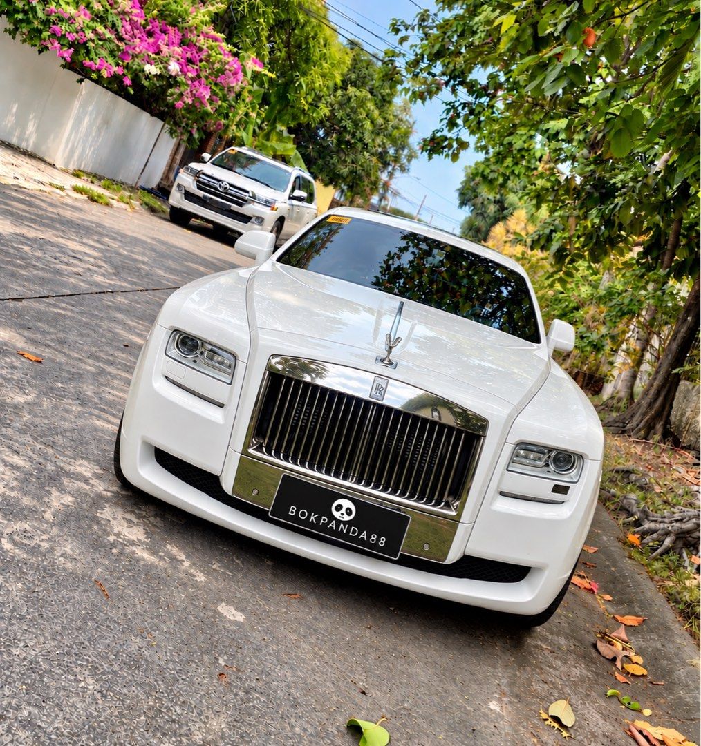 Rolls-Royce Ghost 6.6 (A) (Category: Used Cars) located in Muntinlupa City. Submitted by bokpanda88 (Listing ID 1460865230, Image 1). Description: 2014 Rolls Royce Ghost White V12 8-Speed Automatic Pristine Maintained Bespoke Interior Current SRP of 40,000,000 12,800,000 only 🐼 09778462656.