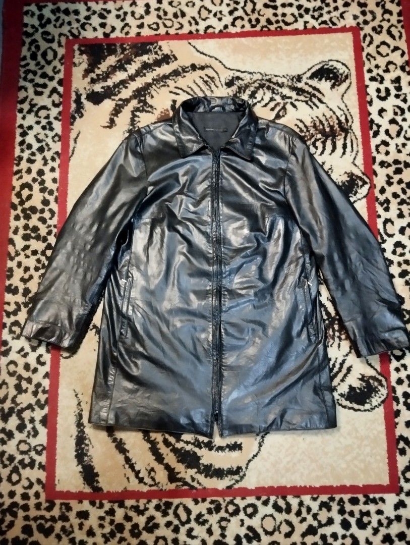 RUDSAK BLACK GENUINE LEATHER JACKET (Category: Coats, Jackets and Outerwear) located in Manila. Submitted by krisco999 (Listing ID 1460907388, Image 2). Description: W- 20 L- 31 • ᴄᴏʟᴏʀ ʀᴀᴛᴇ: 10/10 • ᴄᴏɴᴅɪᴛɪᴏɴ: 10/10 • ᴀᴜᴛʜᴇɴᴛɪᴄ ✅ ᴄᴏʟᴏʀ ᴍᴀʏ ᴠᴀʀʏ ᴅᴜᴇ ᴛᴏ ʟɪɢʜᴛɴɪɴɢ ɪꜱꜱᴜᴇ📌: - one minimal scratch ᴘʀɪᴄᴇ: 639 + ꜱʜɪᴘᴘɪɴɢ ꜱʜɪᴘᴘɪɴɢ ᴏᴘᴛɪᴏɴ🚚: - ꜱʜɪᴘ ᴠɪᴀ ᴊɴᴛ - ʟᴀʟᴀᴍᴏᴠᴇ, ᴘʟᴇᴀꜱᴇ ʙᴏᴏᴋ ᴠɪᴀ ʟᴀʟᴀᴍᴏᴠᴇ ʏᴏᴜʀꜱᴇʟꜰ ᴀɴᴅ ꜱᴇᴛᴛʟᴇ ᴛʜᴇ ᴘᴀʏᴍᴇɴᴛ ꜰɪʀꜱᴛ ʙᴇꜰᴏʀᴇ ꜱᴇɴᴅɪɴɢ ᴛʜᴇ ᴅᴇᴛᴀɪʟ