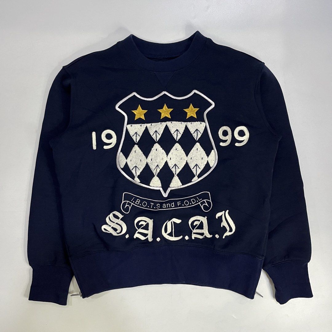SACAI CREWNECK SWEATSHIRT (Category: Luxury Apparel) located in Bacolod City. Submitted by the.finest (Listing ID 1460904196, Image 1). Description: Sacai Crewneck Sweatshirt - Embroidered Design Tag Size: 0 Width: 20-21 Length: 22 Condition: 9.5/10 5,000+shipping fee.