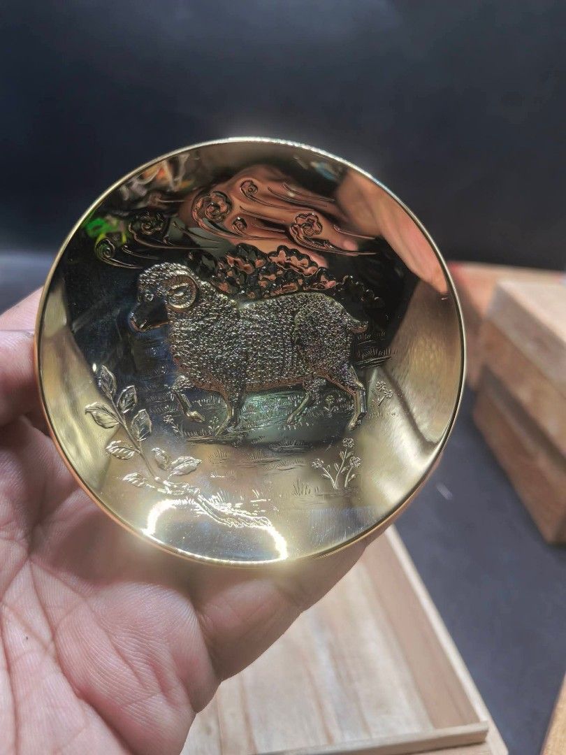 Sake Cup - Ram Zodiac 24K GP (Category: Other Home Decor) located in Cebu City. Submitted by dudes_villanueva (Listing ID 1460717732, Image 2). Description: Sake Cup - Ram Zodiac Markings: 24K GP 📌 Brand New with Wood Box 📌 In excellent condition. Diameter: 2.9 inch.