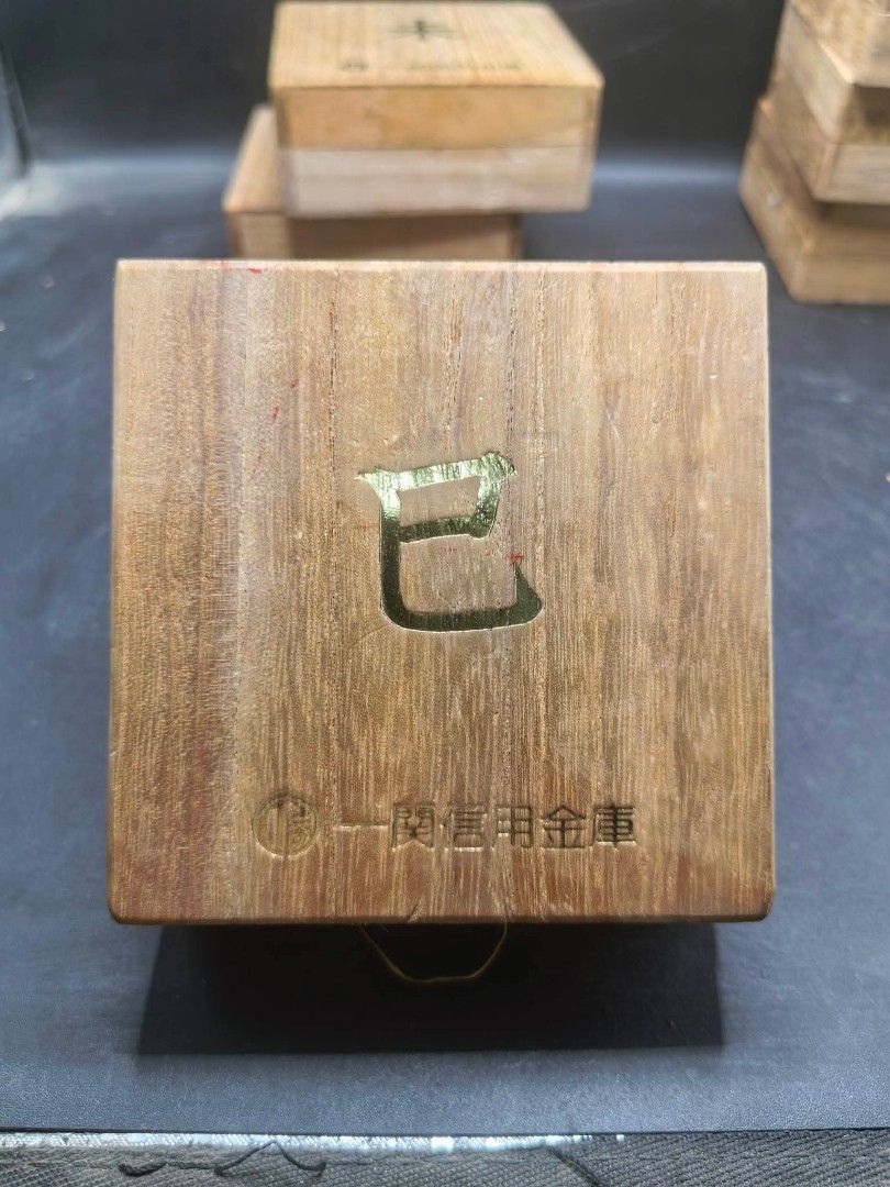 Sake Cup - Snake Zodiac 24K GP (Category: Other Home Decor) located in Cebu City. Submitted by dudes_villanueva (Listing ID 1460717483, Image 2). Description: Sake Cup - Snake Zodiac Markings: 24K GP 📌 Brand New with Wood Box 📌 In excellent condition. Diameter: 2.9 inch 2 Pcs. Available.