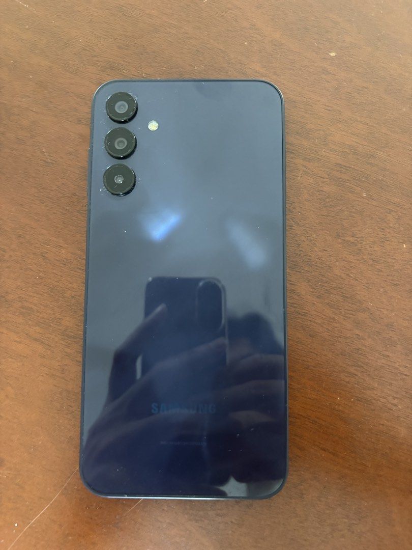 Samsung A15 4G (Category: Samsung) located in Binan City. Submitted by idlr3 (Listing ID 1460738168, Image 3). Description: 128 GB storage Up to 90 Hz display Phone only No charger RFS: Upgraded PM for more details.