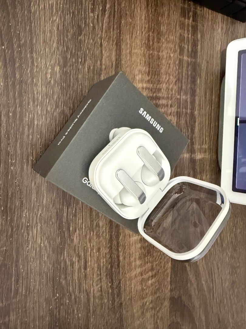Samsung Galaxy Buds 4 Pro (Category: Earphones) located in Angeles City. Submitted by delacruzjuan1155 (Listing ID 1460716823, Image 2). Description: Pristine condition. Bought on launch day. RFS: Not using it at all..