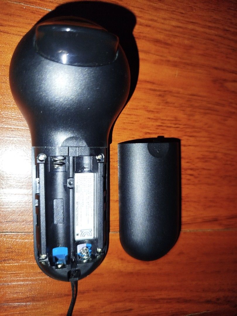 Samsung VR remote (Category: Other Audio Equipment) located in Manila. Submitted by jojo.welter (Listing ID 1460761319, Image 2). Description: Original Samsung VR remote Excellent condition .