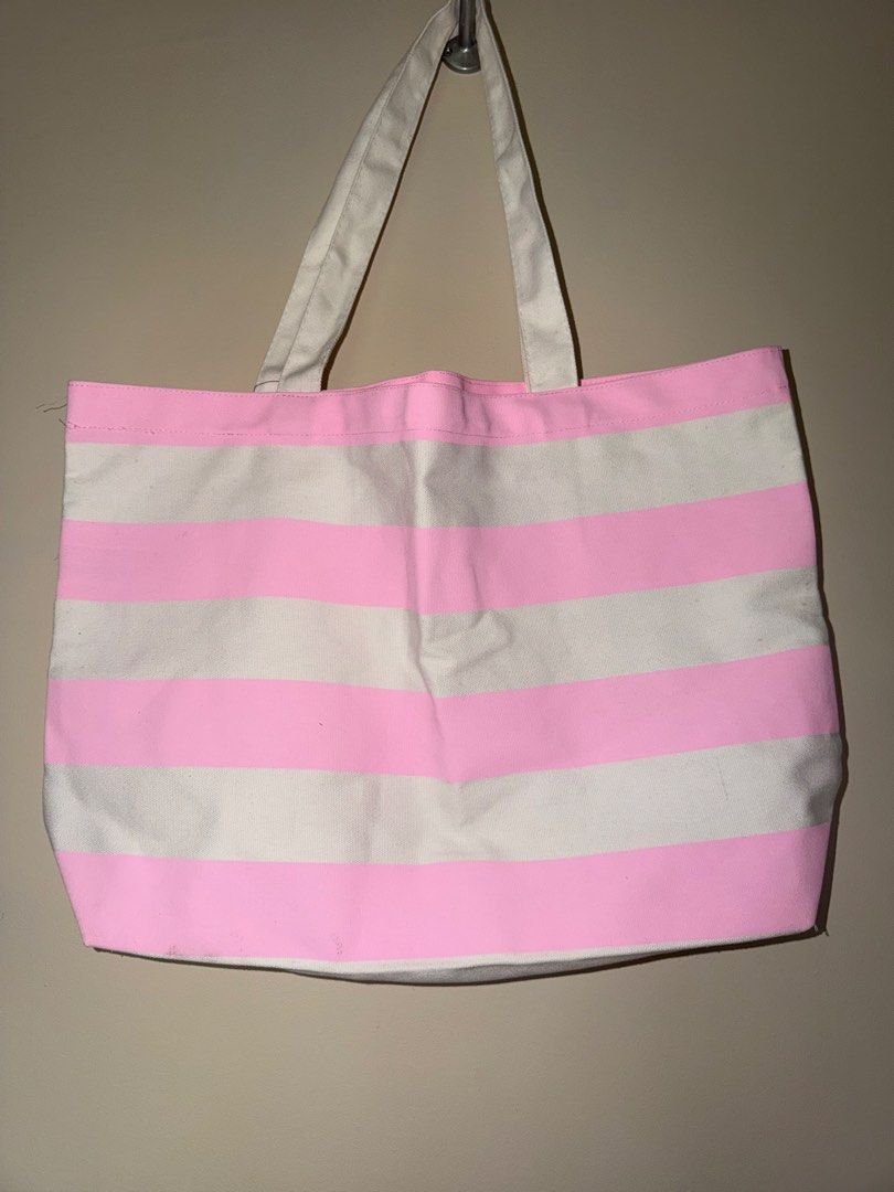 Sanrio Hello Kitty Pink Canvas Tote Bag (Category: Tote Bags) located in Binan City. Submitted by jaewinhaul (Listing ID 1460793834, Image 2). Description: - Has minimal unnoticeable dot stains but never been used. Can be cleaned. Still with tag on. - Location: Biñan City, Laguna - Payment: Gcash.
