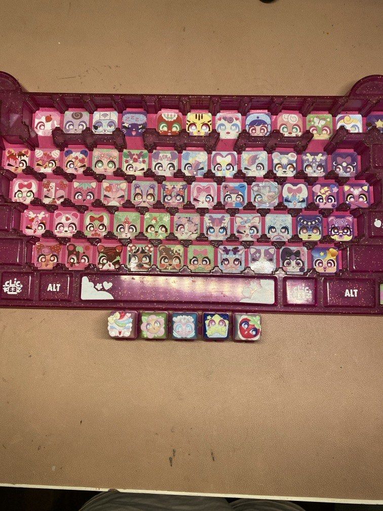 Season 1 Clickeez Keyboard (Category: Computer Keyboard) located in Manila. Submitted by penneli (Listing ID 1460901574, Image 1). Description: Season 1 Clickeez Keyboard exclusives like new ^^ no scratches, great condition!! Lalamove for transportation Gcash for payment.