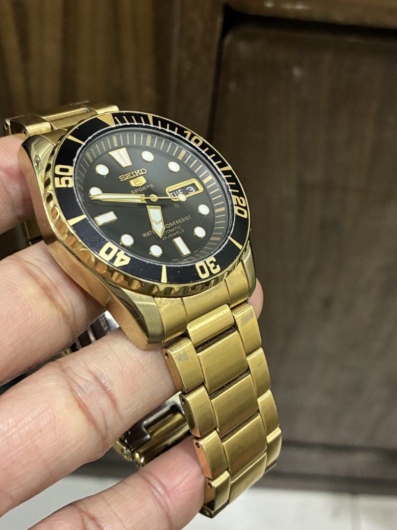 Seiko Automatic Mens Watch (Category: Men's Watches) located in Manila. Submitted by tictac921 (Listing ID 1460788975, Image 2). Description: .