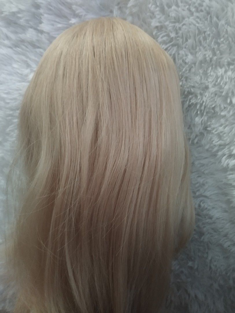 Seven Queen Blonde Wig with Bangs - Medium Length (Category: Hair Accessories) located in Valenzuela. Submitted by maehrshmallow (Listing ID 1460739234, Image 3). Description: - Medium length blonde wig - Seven Queen Brand - Looks realistic - Ideal for cosplay or everyday wear - Only used handful of times for photoshoots.