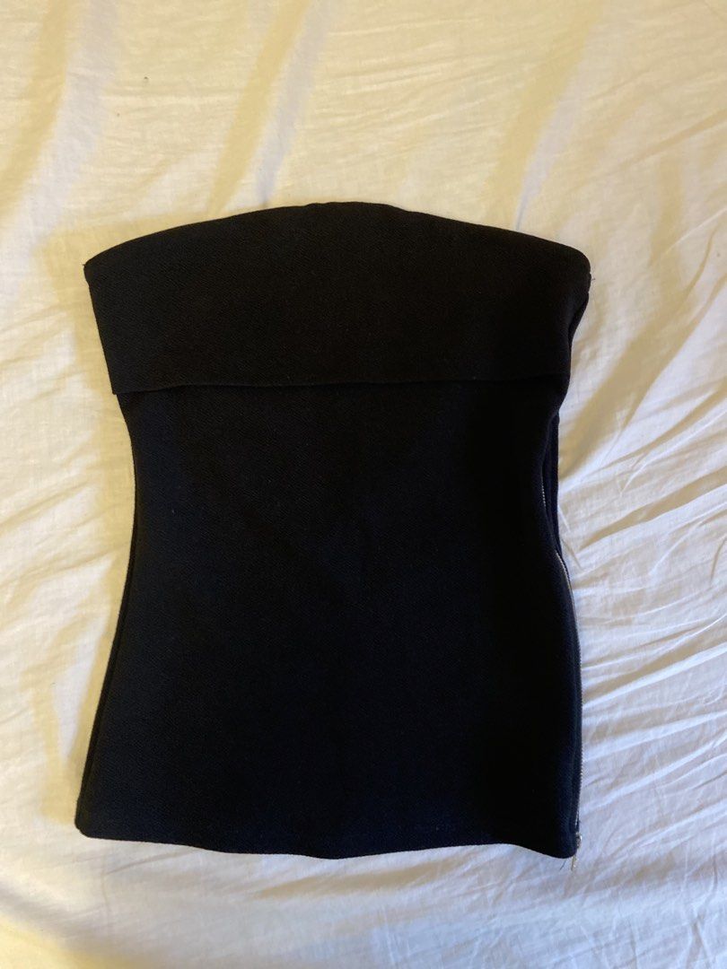 SHEIN tube top side zip (Category: Others Tops) located in Tacloban City. Submitted by hygbabali22 (Listing ID 1460806133, Image 1). Description: .