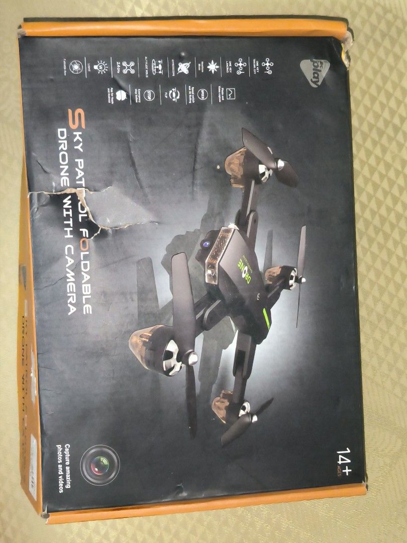 Sky Patrol Foldable Drone with Camera (Category: Drones) located in Quezon City. Submitted by jhiim (Listing ID 1460725139, Image 1). Description: As is where is, Buy your own risk. Declared as untested. -Walang batt yung drone kaya di ma test kung working - Yung controller putol yung isang joystick but tested working, nag papower on. .