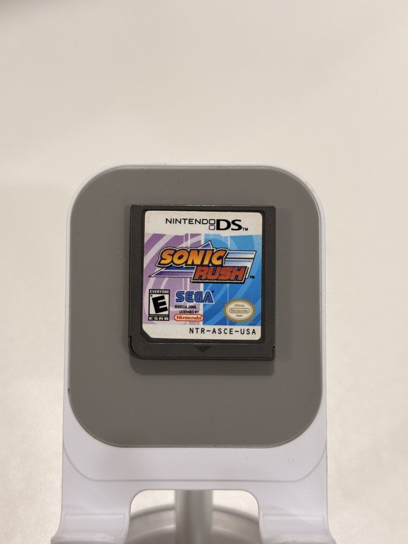 Sonic Rush DS/2DS/3DS Game (Category: In-Game Products) located in Baliuag. Submitted by mostlyaboutnintendo (Listing ID 1460816031, Image 1). Description: 📌 https://linktr.ee/mostlyaboutnintendo 📢 CARTRIDGE ONLY ✔️ Authentic ✔️ Mabilis ma-read mismong cartridge ✔️ Guaranteed tested and working ✔️ Will always send tested pics before ship out ✔️ Clean Pins ✔️ US Version Sonic Rush brings fast-paced 2D platforming to the Nintendo DS with Sonic an