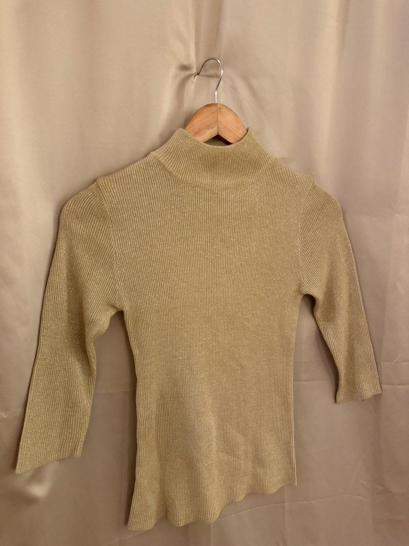 Sparkling turtle neck rib top (gold) (Category: Blouses) located in Manila. Submitted by 414studio (Listing ID 1460899000, Image 2). Description: .