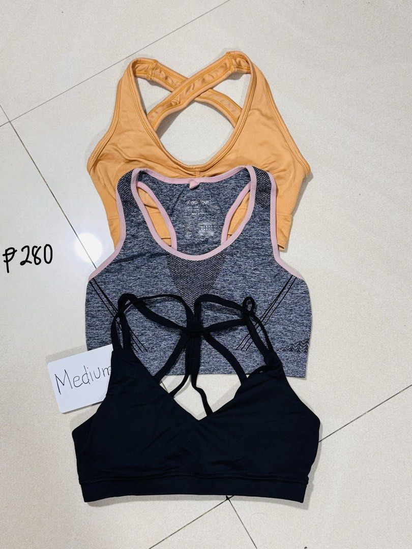 Sports Bras (Category: Activewear) located in San Pedro. Submitted by cheskaabordo (Listing ID 1460857738, Image 1). Description: .