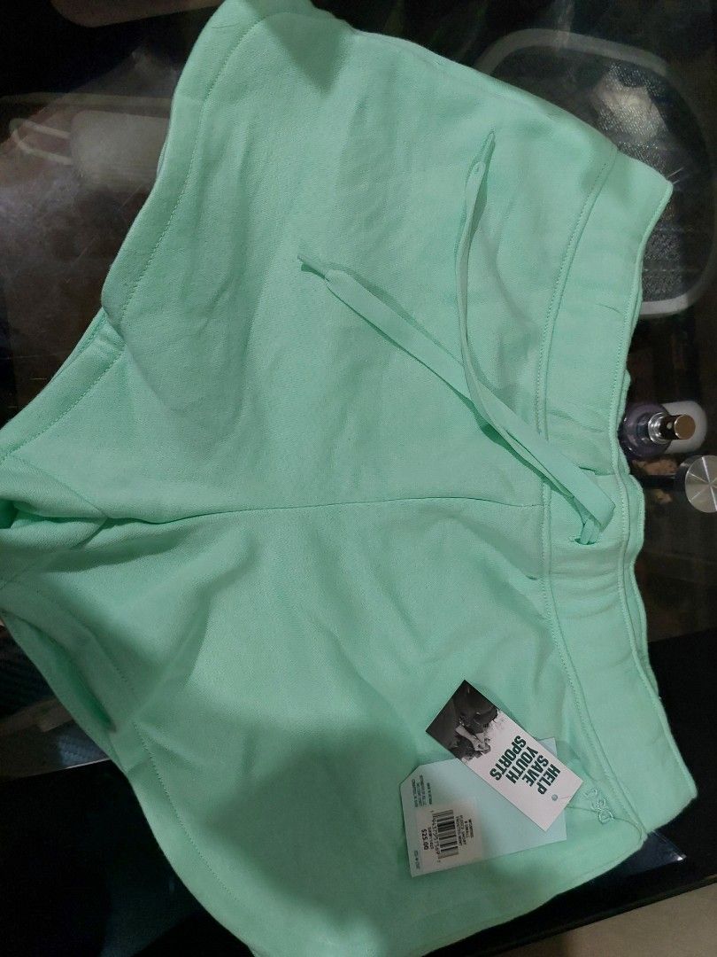 Sportswear (Category: Shorts) located in Manila. Submitted by kristinera72772 (Listing ID 1460885585, Image 2). Description: .