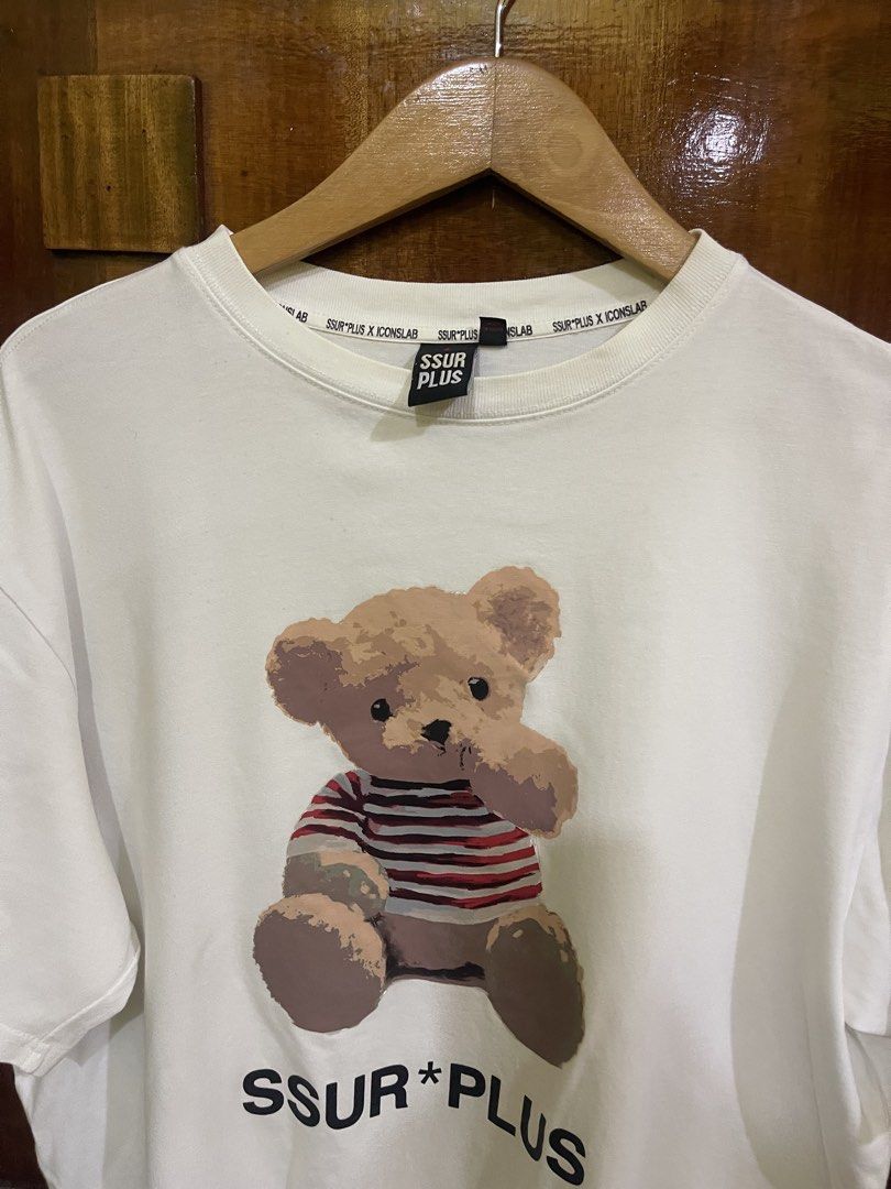 Ssurplus Shirt (Category: Tshirts & Polo Shirts ) located in Marikina City. Submitted by greatfindsmnlph (Listing ID 1460718180, Image 2). Description: Ssurplus Shirt Price: 200 Size: XL Width: 24 Length: 29 Color: White Color Rate: 9.8/10 Condition: 10/10 Very nice in actual.