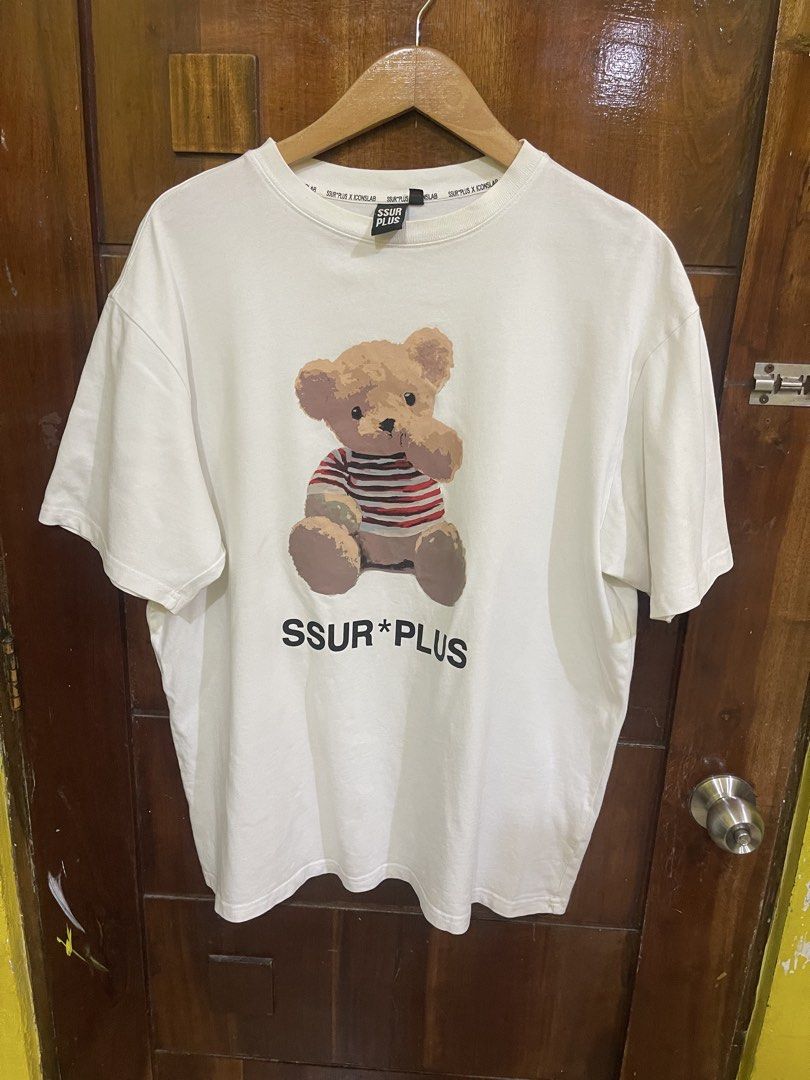 Ssurplus Shirt (Category: Tshirts & Polo Shirts ) located in Marikina City. Submitted by greatfindsmnlph (Listing ID 1460718180, Image 1). Description: Ssurplus Shirt Price: 200 Size: XL Width: 24 Length: 29 Color: White Color Rate: 9.8/10 Condition: 10/10 Very nice in actual.