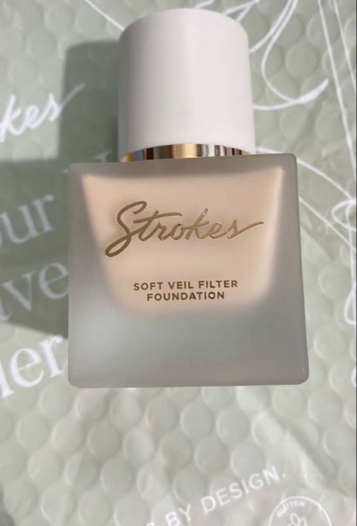 Strokes Beauty Lab Soft Veil Filter Foundation Light 03 (Category: Makeup) located in Manila. Submitted by happy.flowersoil (Listing ID 1460797905, Image 1). Description: - Purchased at One Ayala store with official receipt worth 650 pesos and paper bag (Until 2029) - RFS (Used only 1 pump for swatching: GOOD AS NEW) - Shade: Light 03 (Light Neutral) - Finish: Soft Matte - Formula: Oil-free liquid foundation - Size: 35ml bottle - Benefit: Achieve