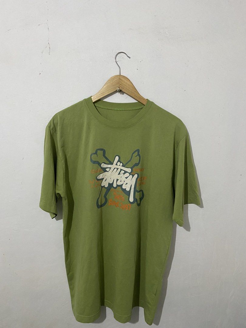 Stussy Shirt (Category: Tshirts & Polo Shirts ) located in Manila. Submitted by closetbyela (Listing ID 1460718609, Image 1). Description: Stussy bootleg shirt Dimes: W-22 L-30 Missing tag|dirt, rust stain.