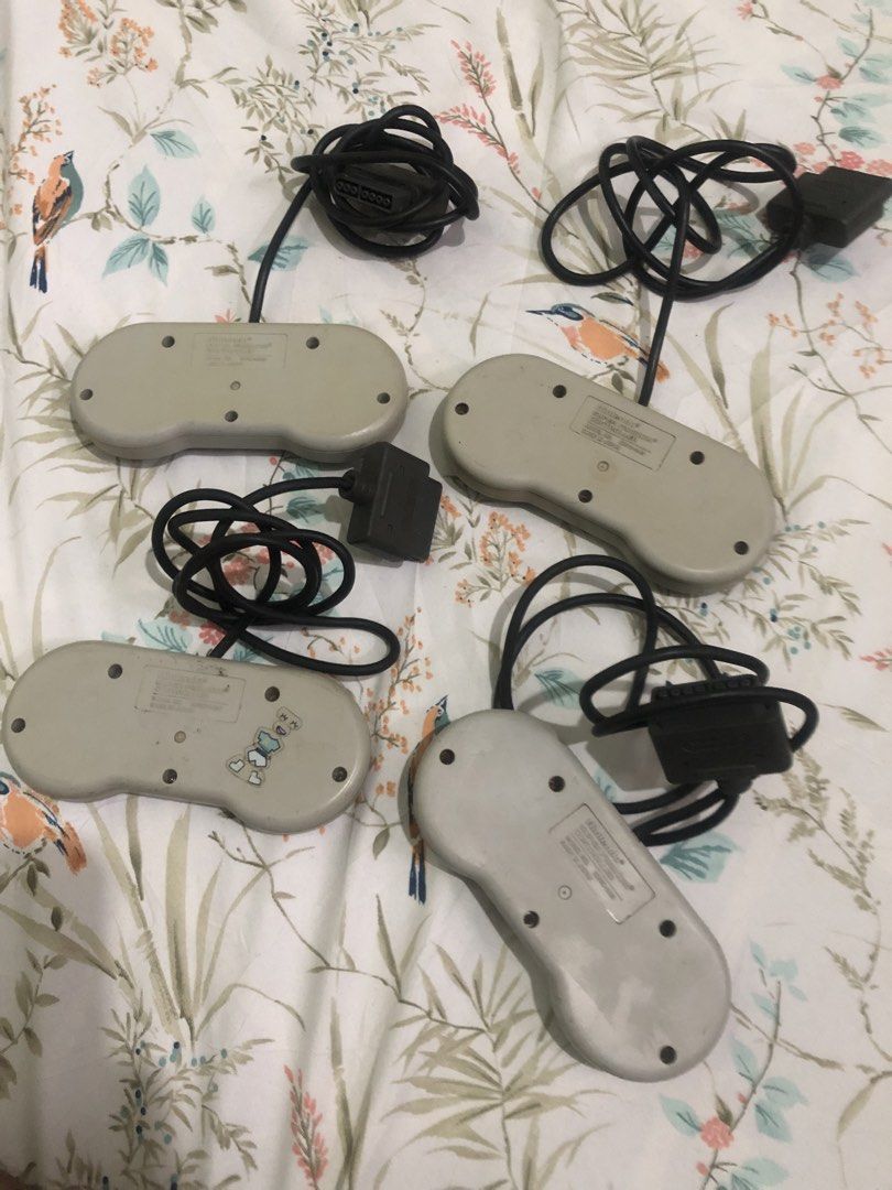 Super Famicom Controllers Set bundle (Category: Controllers) located in Quezon City. Submitted by markgolveo (Listing ID 1460745808, Image 2). Description: Super Famicom Controllers Set bundle No set breaking Untested units 1Pc as shown missing start button rubber For parts out.