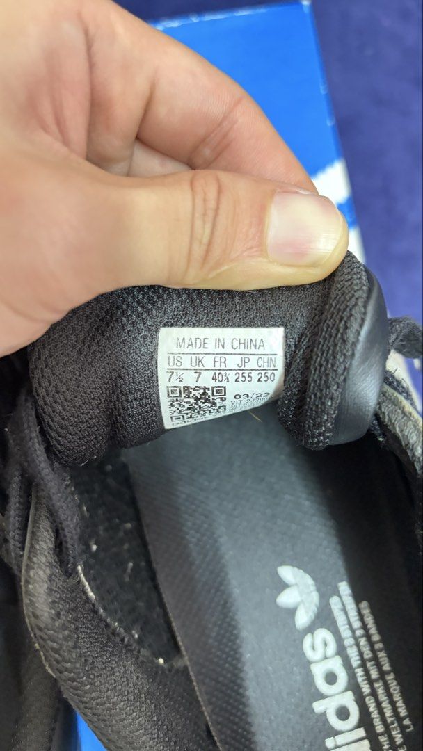 SUPERSTAR (Category: Casual shoes) located in Petaling Jaya. Submitted by shopwithniko (Listing ID 1460771313, Image 3). Description: well used condition 7/10.