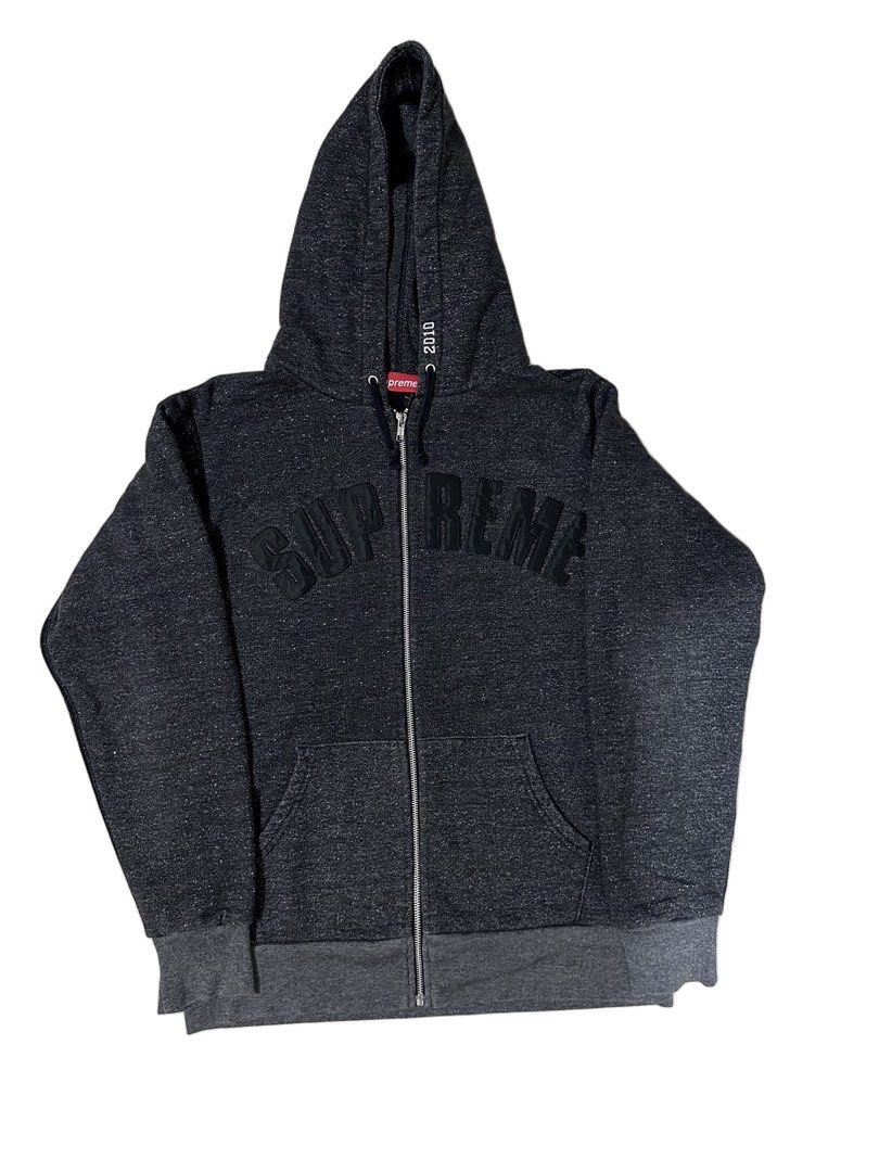 Supreme Arc Logo Thermal Zip-Up Sweatshirt (2010) (Category: Hoodies) located in Manila. Submitted by nevinarchives (Listing ID 1460771627, Image 1). Description: - Authentic 2010 Supreme hoodie - Vintage Supreme piece - FW 2010 .