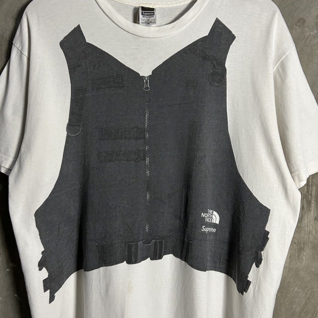 Supreme x The North Face RTG White Tee (Category: Tshirts & Polo Shirts ) located in Tayabas. Submitted by streetdepartment (Listing ID 1460904134, Image 2). Description: Supreme x The North Face RTG White Tee Measurements (inches): Width: 22.5” Length: 30” Tagged as Large 8/10 condition 8/10 colorate Flaw/s: multiple yellow stains/stains & hairlines .