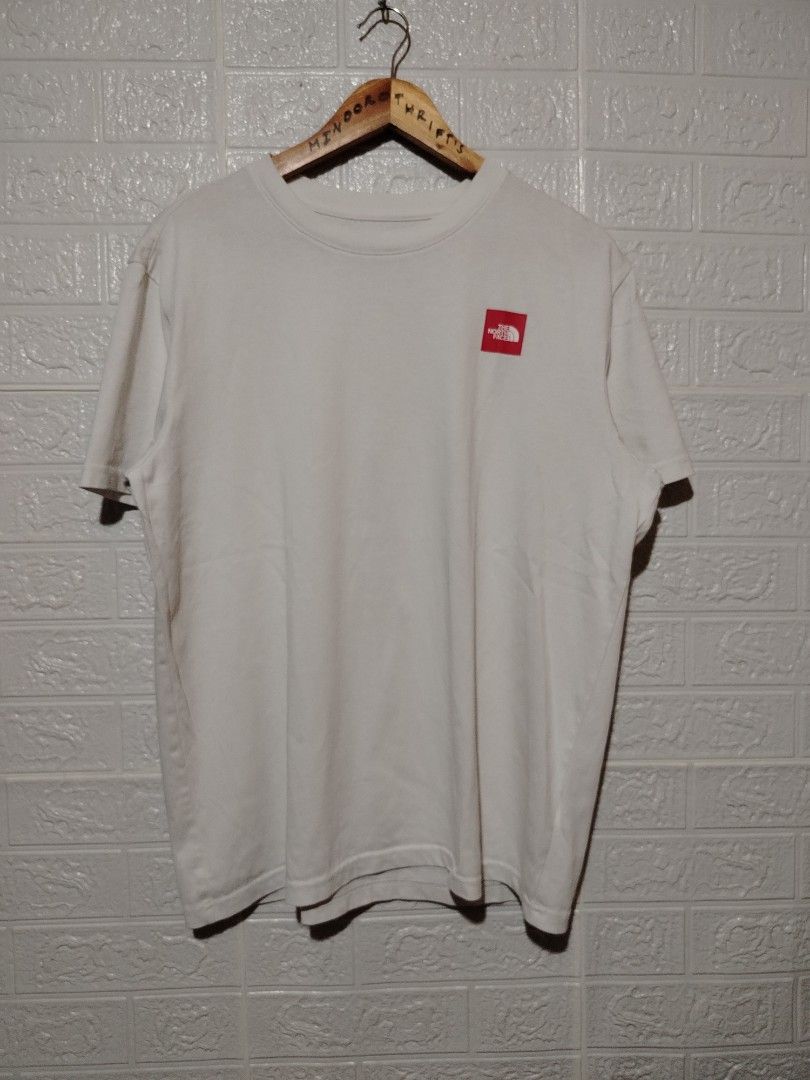 The north face (Category: Tshirts & Polo Shirts ) located in Victoria. Submitted by 2017thrifter (Listing ID 1460719052, Image 2). Description: Details on Pic Mindoro loc Can ship nationwide.