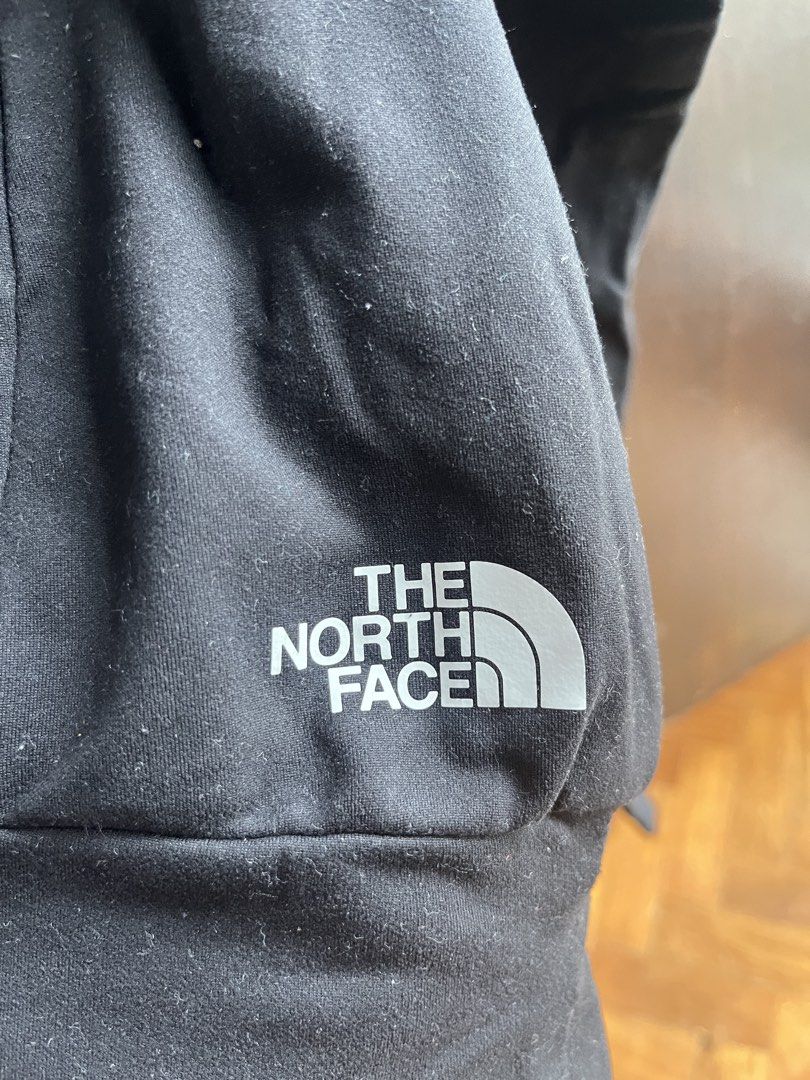 The North Face Crossover Crop Jacket with Hood (Category: Coats, Jackets and Outerwear) located in Quezon City. Submitted by shhmm (Listing ID 1460749705, Image 2). Description: the north face cropped sweater with overlap detail and hood fabric is super soft good for workouts .