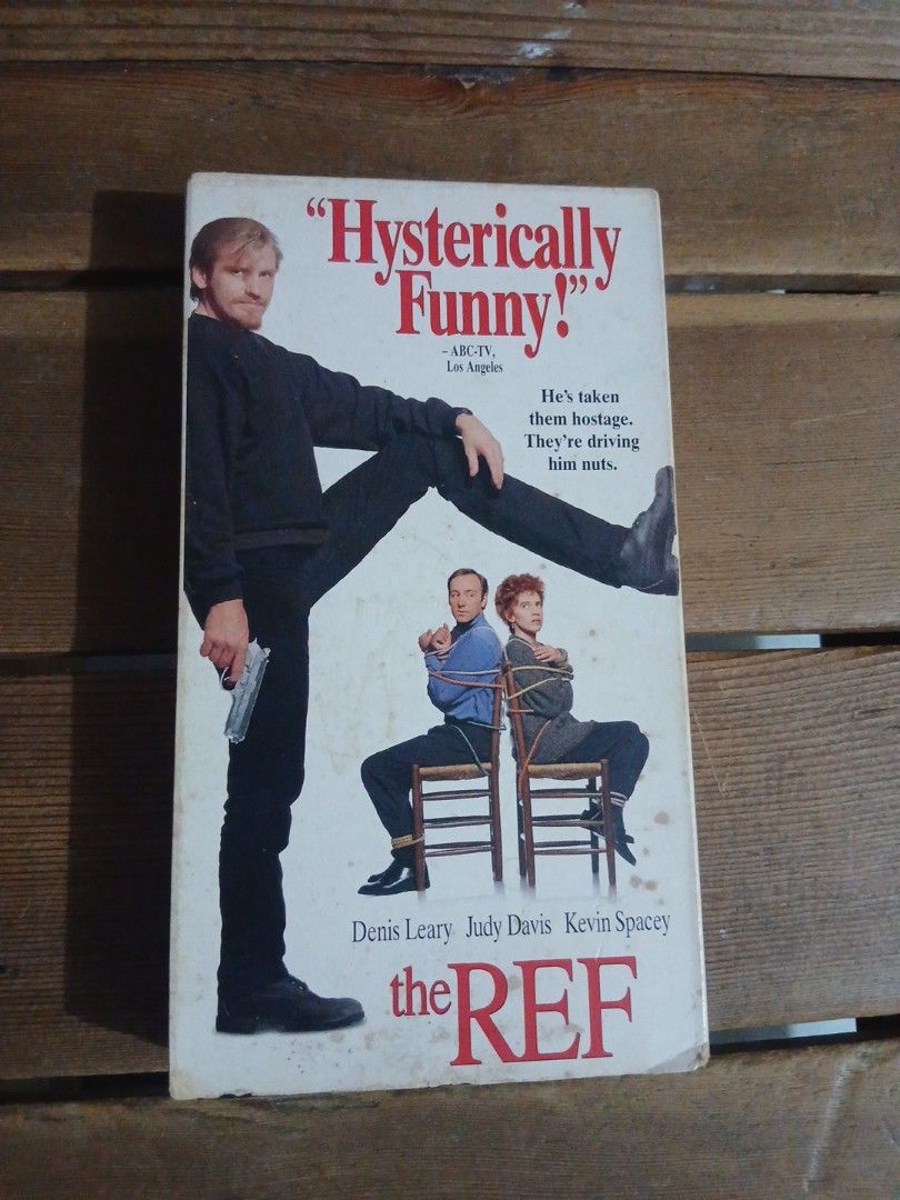 The Ref VHS Tape - Hysterically Funny! Comedy Movie (Category: Everything Else Others) located in Manila. Submitted by fastriver-bbe9 (Listing ID 1460793393, Image 1). Description: - Comedy movie: 'The Ref' on VHS - Starring: Denis Leary, Judy Davis, Kevin Spacey - Tagline: 'Hysterically Funny!' (ABC TV) - Perfect for fans of 90s comedies - A classic film for your collection.