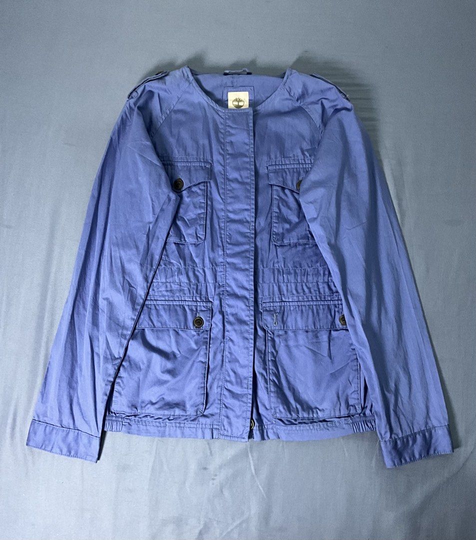 Timberland Blue Utility Jacket Size L/G (Category: Coats, Jackets and Outerwear) located in Taguig. Submitted by sitti.d (Listing ID 1460867524, Image 1). Description: Length-27 Width-20.5 Sleeves-24 Dm for more questions :).