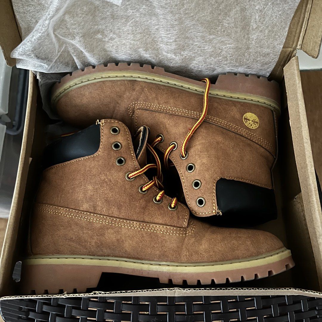 Timberland (brown) (Category: Boots) located in Urbiztondo. Submitted by riki_iqk (Listing ID 1460727731, Image 1). Description: • Topgrade High Quality • Still in good overall condition size: 39 minor issue: slight bend on toe vamp/vamp lining RFS: decluttering Location for meet ups: Dagupan, Calasiao, Urbiztondo, San Carlos Pangasinan only Shipping: buyer will shoulder the SF (depends on location) .