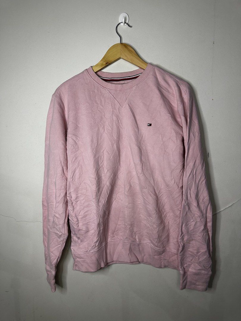 TOMMY HILFIGER (Category: Coats, Jackets and Outerwear) located in Molave. Submitted by thriftmate13 (Listing ID 1460718333, Image 1). Description: .