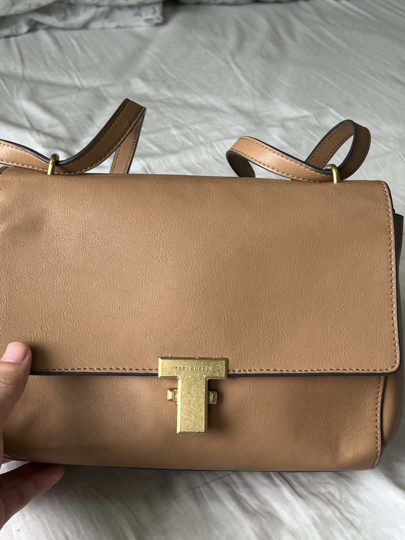 Tory Burch Juliette Mixed Material Satche (Category: Cross-body Bags) located in Antipolo. Submitted by itsme_ghelsonn (Listing ID 1460758006, Image 2). Description: .