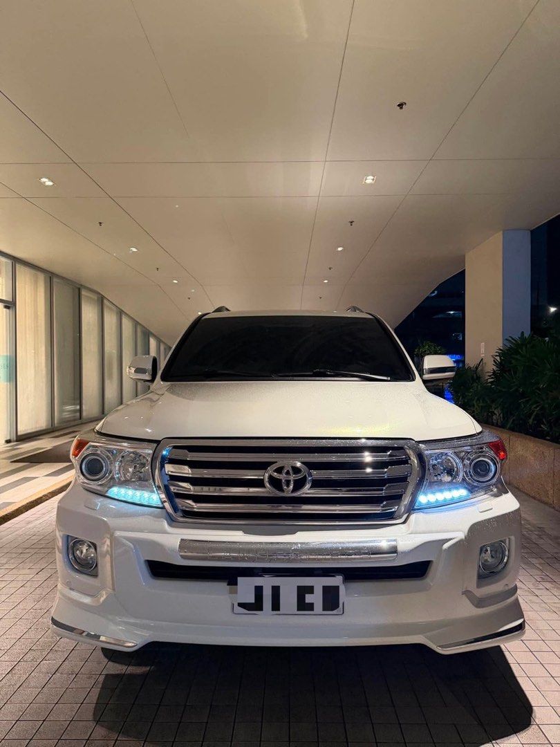 Toyota Lc200 VX Dubai Version Auto (Category: Used Cars) located in Manila. Submitted by nexcarsph (Listing ID 1460728416, Image 1). Description: 2015 Toyota Lc200 VX dubai version - 65k kms - complete keys and papers - no issues - very fresh - v8 diesel engine 2.8m negotiable for sure buyer.