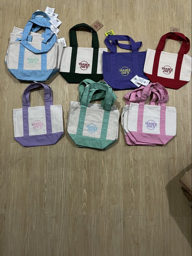 Trader Joe’s Mini (Category: Luxury Bags & Wallets) located in Manila. Submitted by daonechosennn (Listing ID 1460791469, Image 1). Description: 100% AUTHENTIC ✔️.