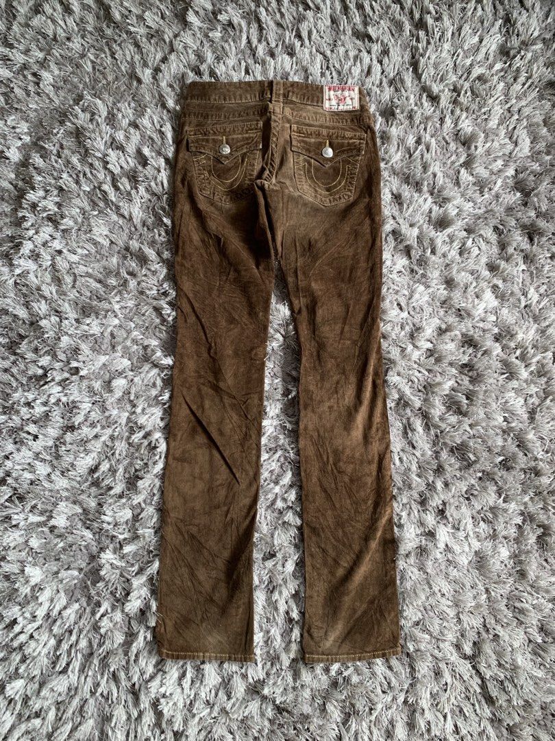 True Religion Billy Corduroy Jeans (Category: Jeans) located in Cagayan de Oro. Submitted by densho69 (Listing ID 1460718873, Image 2). Description: Waist: 25-26 Length: 40 Condition: 9/10 Color rate: 9/10 Issue: need wash.