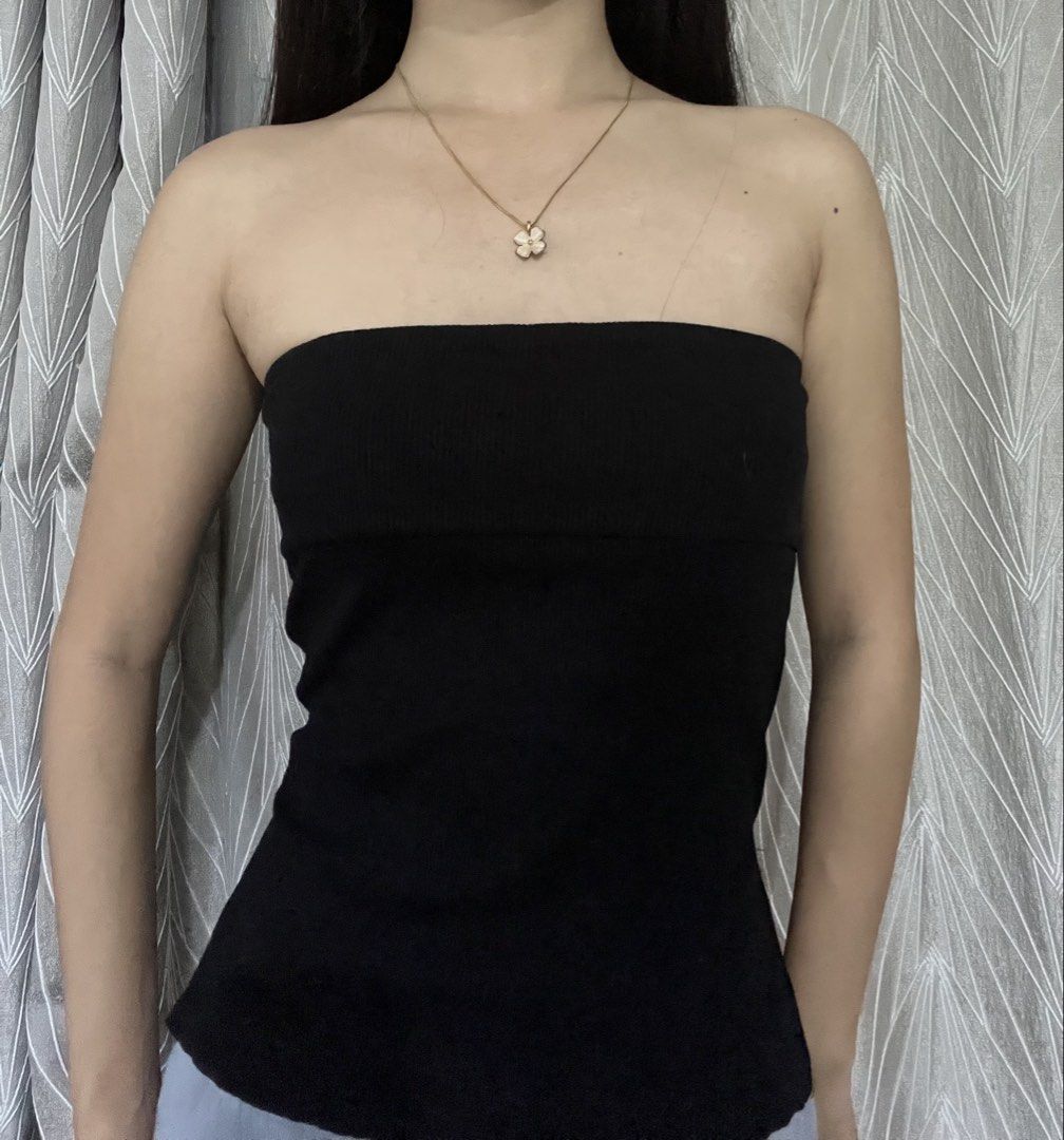 TUBE BLACK TOP (Category: Sleeveless) located in Manila. Submitted by katrize (Listing ID 1460736806, Image 2). Description: .