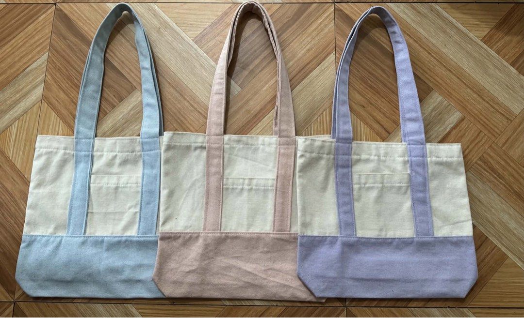 Two-tone Tote Bags (Category: Tote Bags) located in Tarlac. Submitted by tellontanya (Listing ID 1460732364, Image 2). Description: Two-tone Tote Bags 12 x 11 size - ₱170 18 x 15 size - ₱200 Can be bought by piece or bulk. Also open for personalized tote bags & mugs and for any occasions! DM for inquiry/orders!.