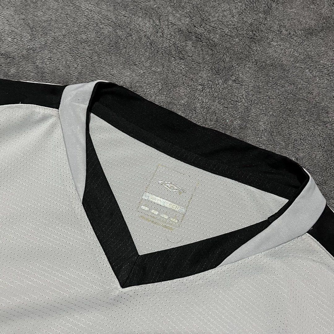 Umbro Jet Asia Jersey (Category: Tshirts & Polo Shirts ) located in Cagayan de Oro. Submitted by montresor.ph (Listing ID 1460888783, Image 3). Description: Condition: Excellent Size: Large Color rate: 9.8/10 Price: 880.