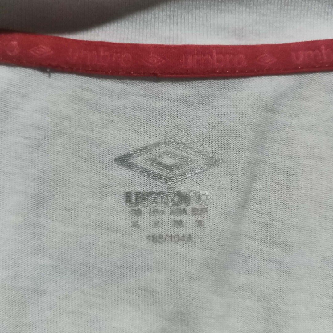 Umbro Polo Shirt (Category: Activewear) located in Manila. Submitted by thriftinefolife (Listing ID 1460851742, Image 3). Description: Good Condition.