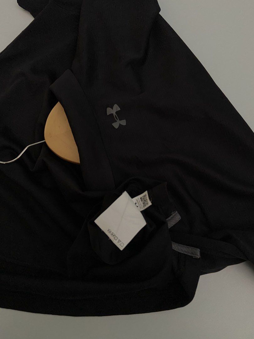 Under Armour Polo Shirt Black (Category: Tshirts & Polo Shirts ) located in Libmanan. Submitted by kushin2.0 (Listing ID 1460841817, Image 3). Description: Under armour Polo Shirt 22.5 x 28.5 Good as new No flaws Clean Black 100% Originnal.