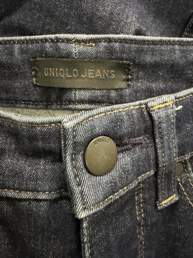 Uniqlo dark denim (Category: Jeans) located in Manila. Submitted by thebookclubz (Listing ID 1460734690, Image 2). Description: .