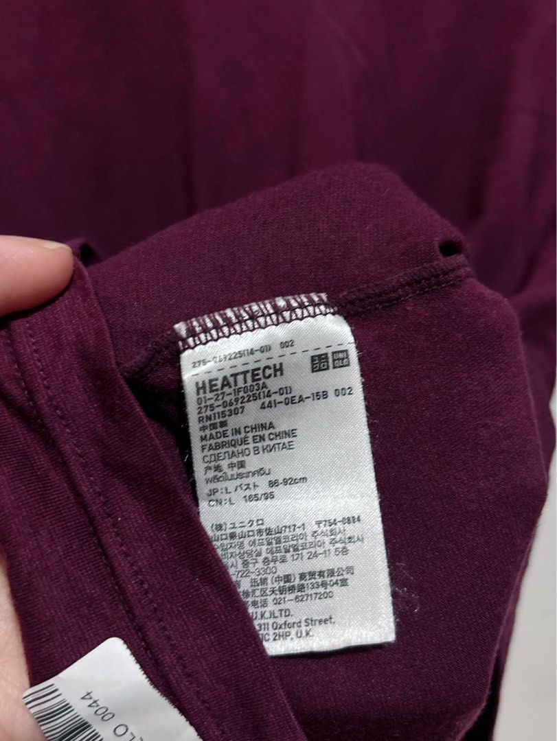 UNIQLO Heattech Maroon L 0044 (Category: Longsleeves) located in Silang. Submitted by altbaddie6 (Listing ID 1460826107, Image 3). Description: .