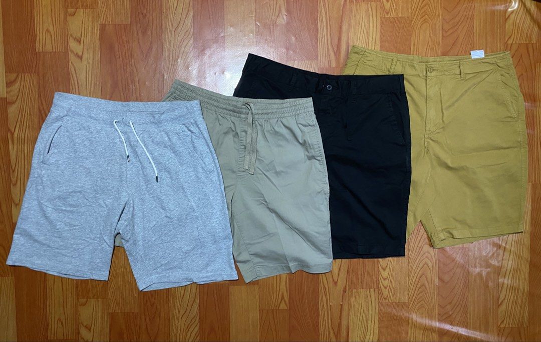 Uniqlo short (Category: Shorts) located in Cebu City. Submitted by monflor (Listing ID 1460902714, Image 2). Description: Uniqlo short Size large Good condition No issue Price each 550.