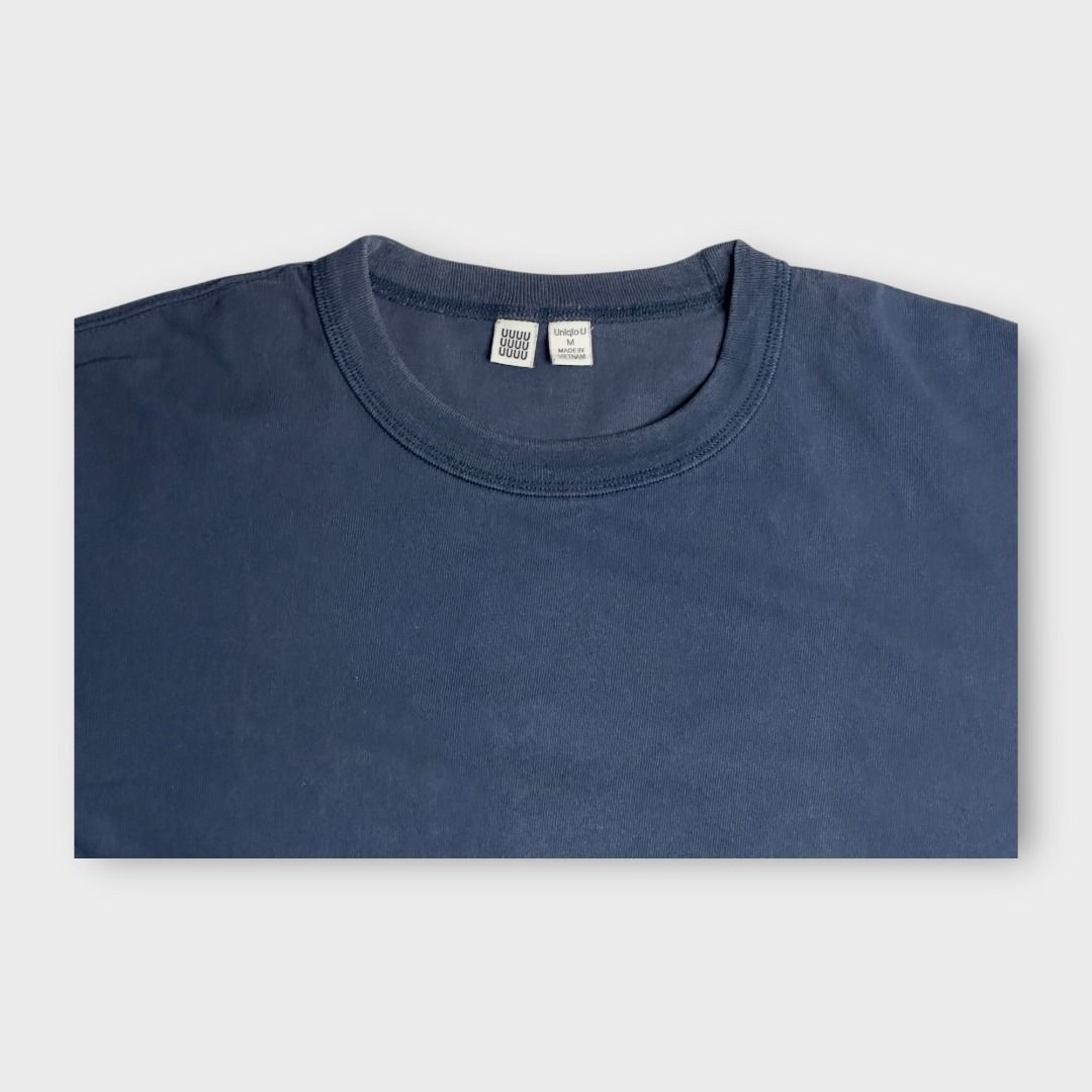 Uniqlo U Blue T-Shirt (Category: Tshirts & Polo Shirts ) located in Rizal. Submitted by thebargainbin. (Listing ID 1460728488, Image 2). Description: Uniqlo U Blue T-Shirt Shoulder Width: 18 inches Chest Width: 19 inches Length: 25.5 inches Best Fits: Small Size on Tag: M Condition: Excellent Issues: none Price: 149 - Color may vary due to lighting - Re-evaluate the description and photos before buying - Items are thrifted/pre-loved so please man